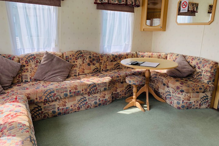 Room 7 of 10