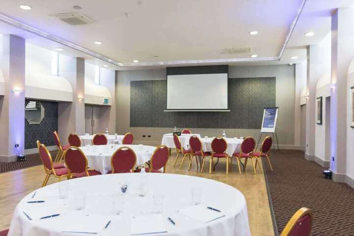 Ballroom/Hall 114 of 129