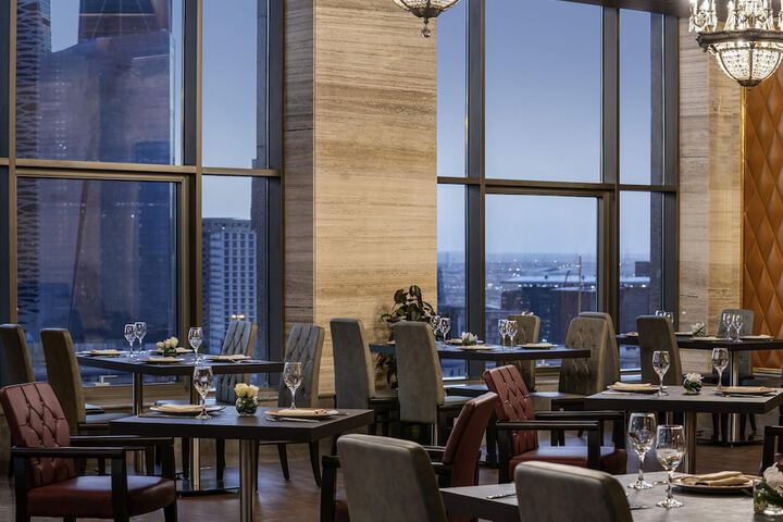 Dining 60 of 128