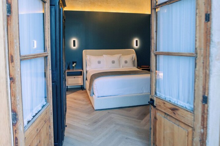 Por los Siglos Hotel