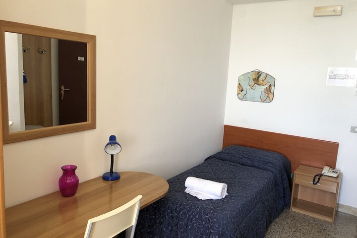Room 13 of 56