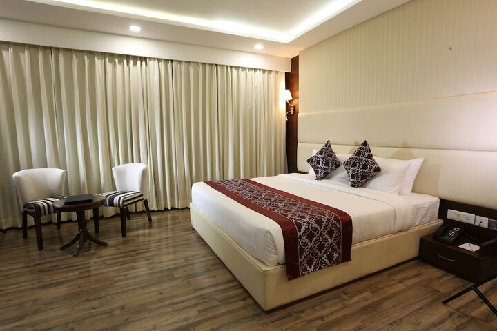 Room 8 of 39