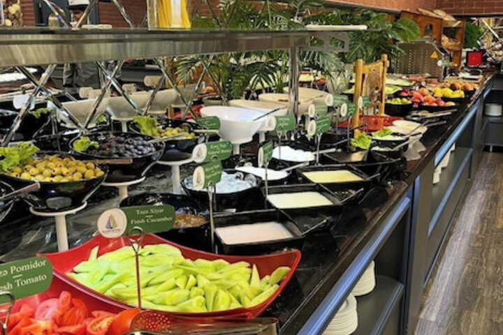 Dining 50 of 64