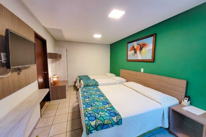 Room 2 of 61