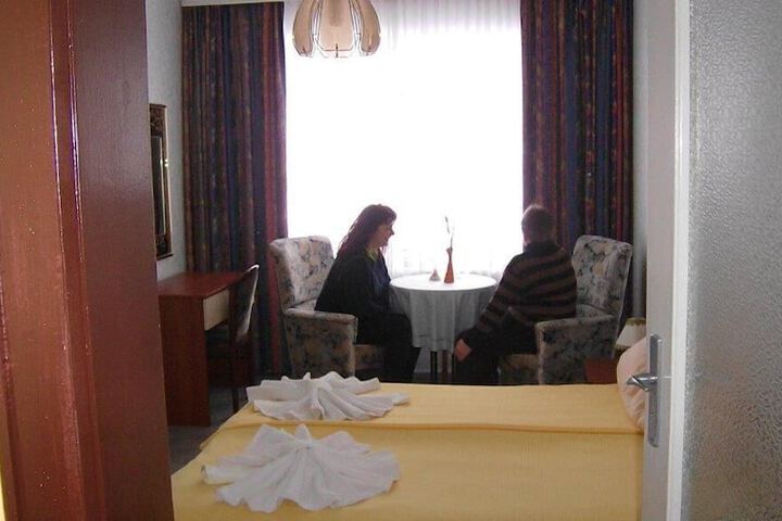 Room 17 of 57