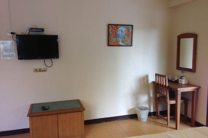 Room 28 of 56