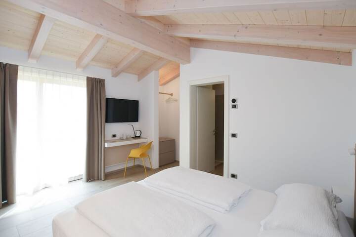 Room 20 of 81