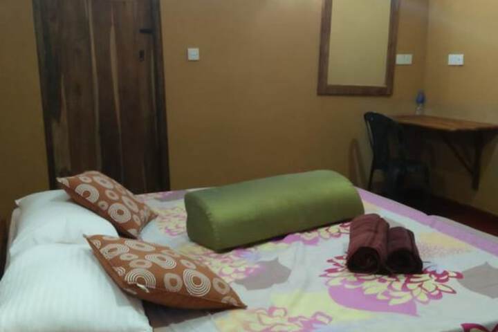 Room 3 of 21
