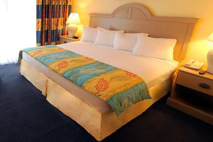 Room 4 of 51