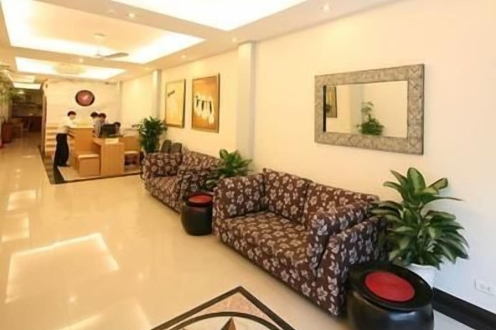 Hotel Lobby