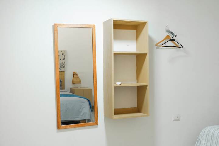 Room 58 of 163