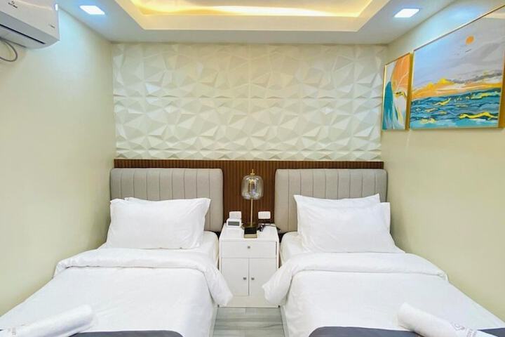 Room 26 of 54