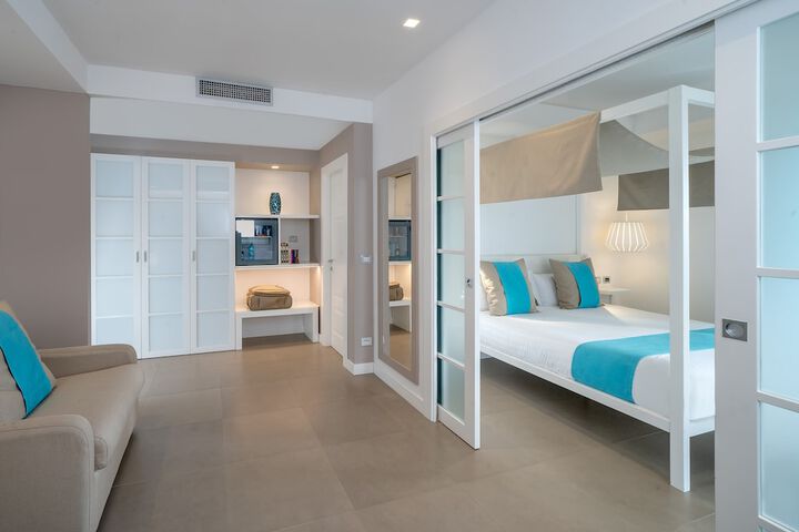 Room 15 of 75