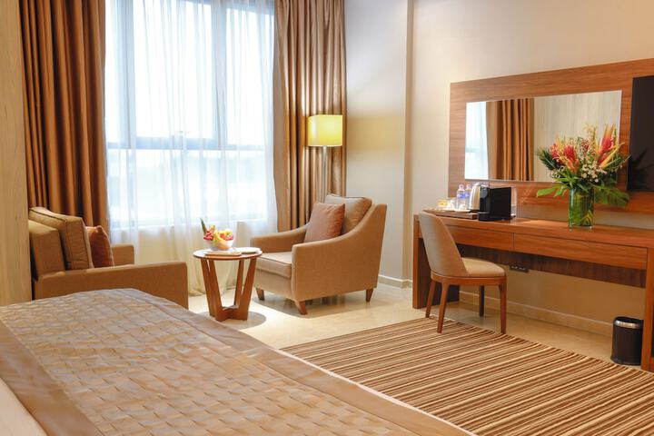 Room 15 of 27