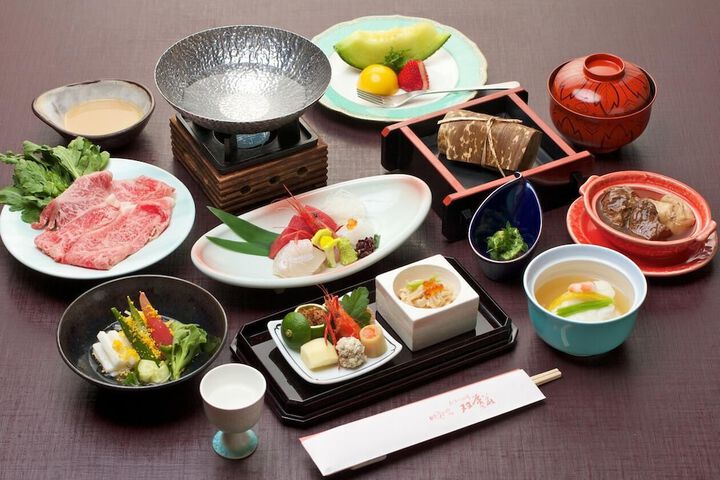 Dining Photos
