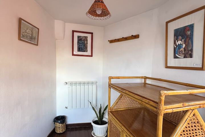 Room 36 of 82