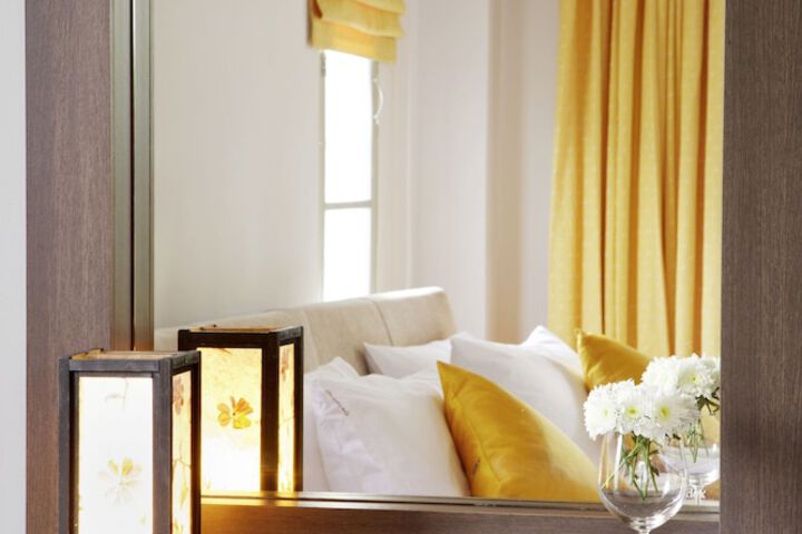 Room 20 of 33
