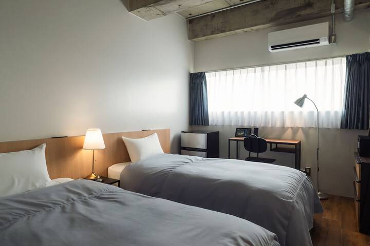 Room 7 of 45