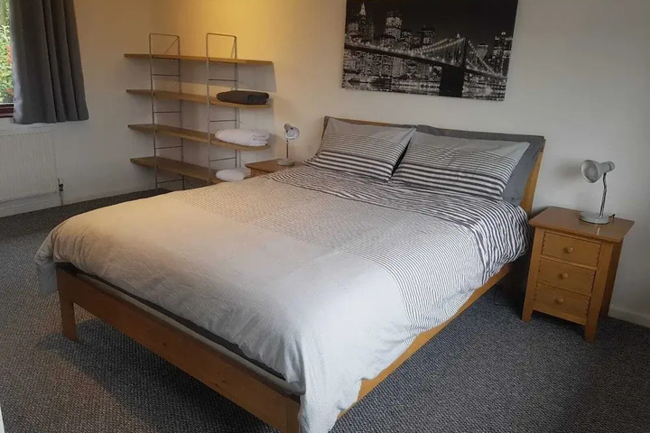 Room 3 of 21