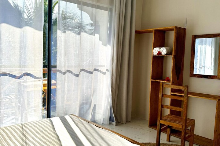 Room 25 of 63