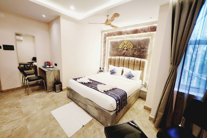 Room 9 of 41