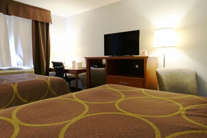 Room 29 of 47