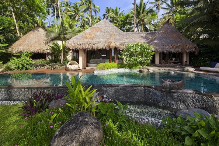 Pool 7 of 25