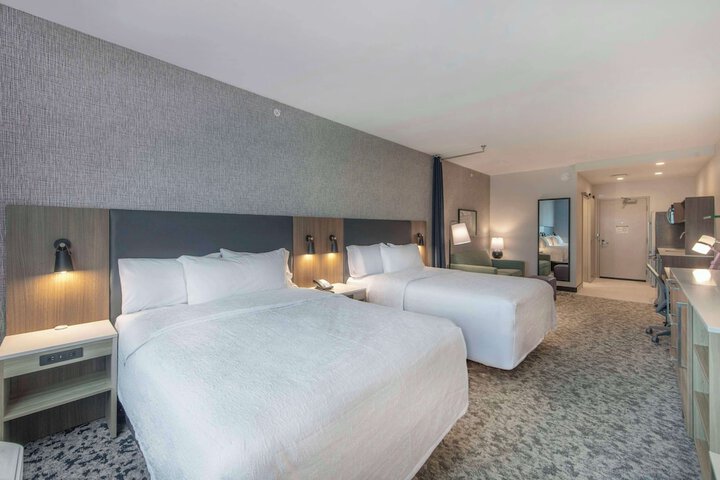 Studio Suite 2 Queen Beds (8 of 14)