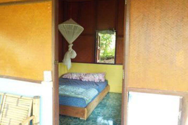Room 13 of 26