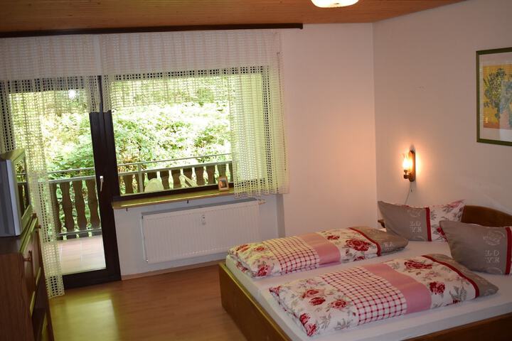 Room 17 of 39
