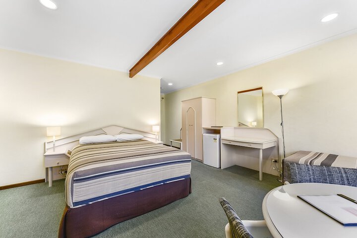 Room 7 of 41