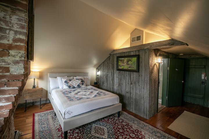 Room 14 of 29