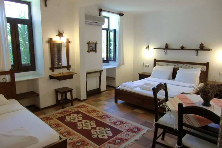 Room 6 of 58
