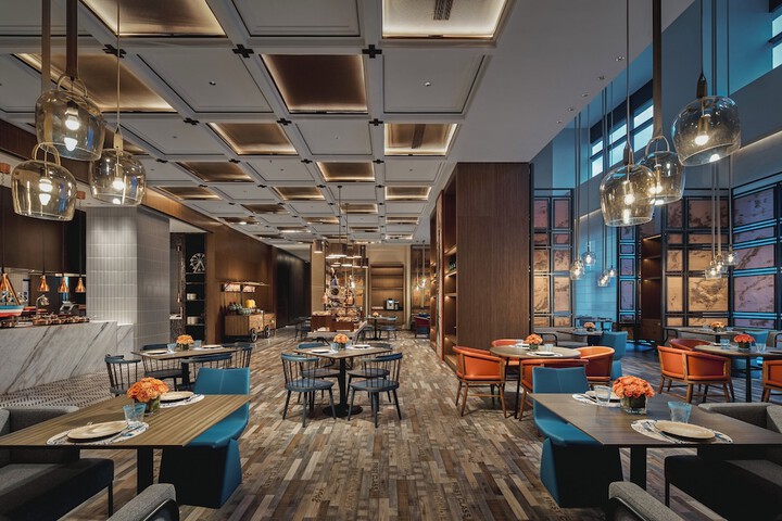 Dining 82 of 118