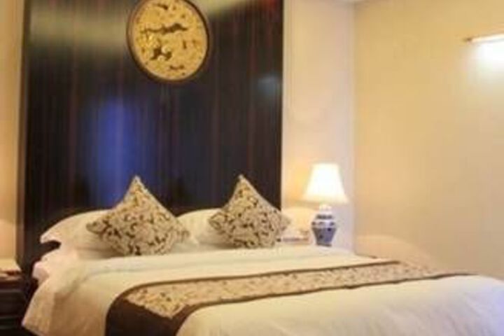 Room 27 of 98
