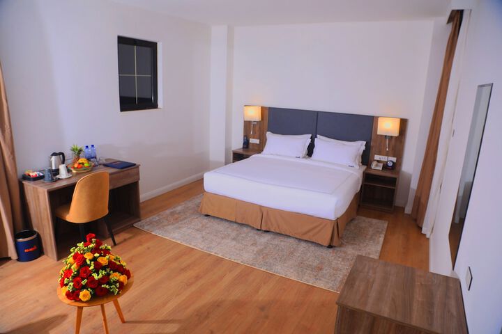 Room 5 of 36