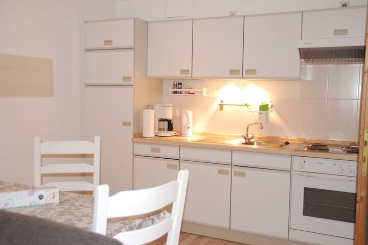 Room 106 of 185