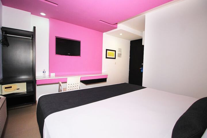 Room 36 of 94