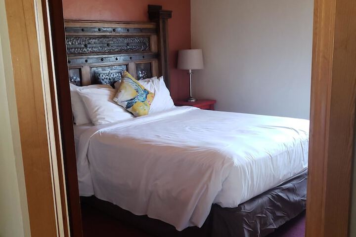 Room 21 of 93