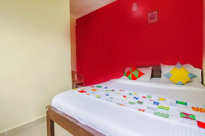 OYO 22472 Home Elegant Studio Apartment Baga