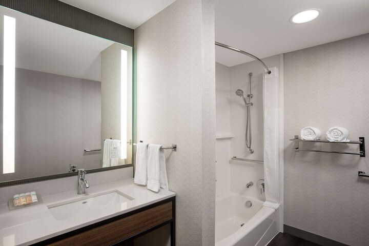 Bathroom shower