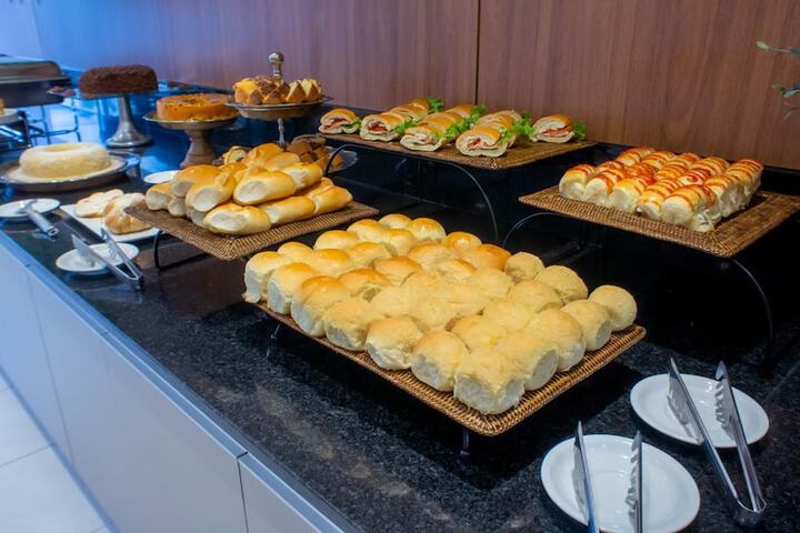 Dining Photos