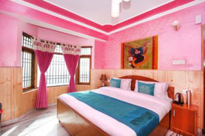 Room 8 of 26
