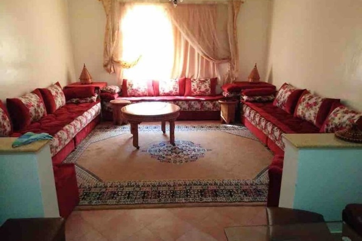 Room 5 of 10