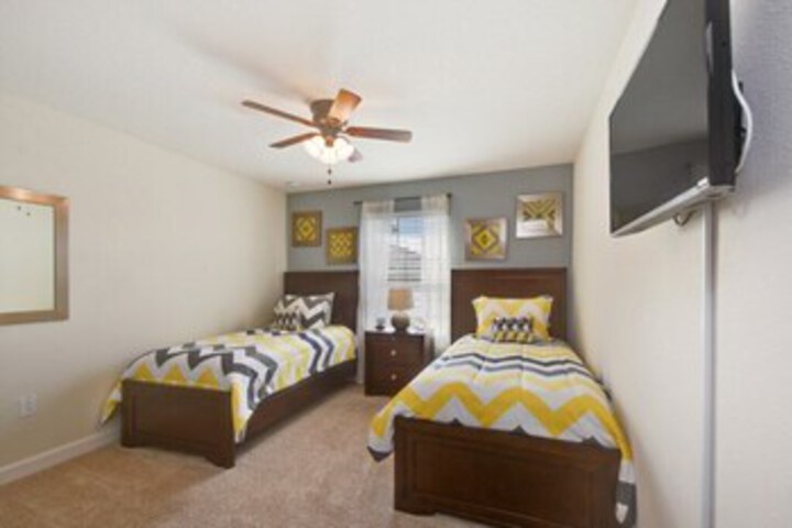 Room 36 of 38