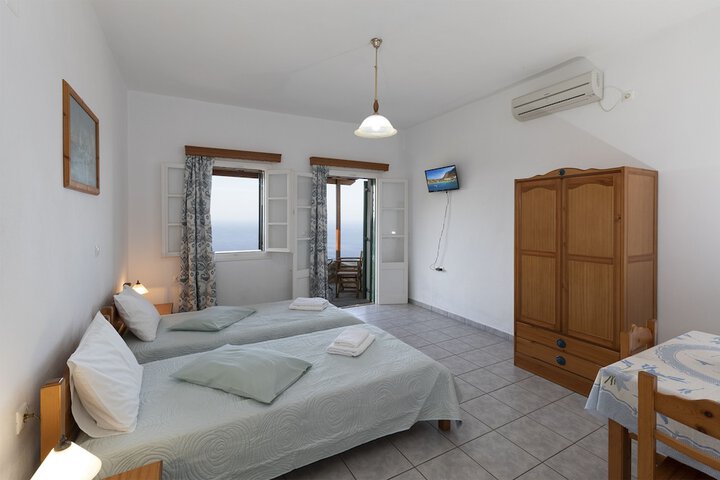 Room 5 of 24
