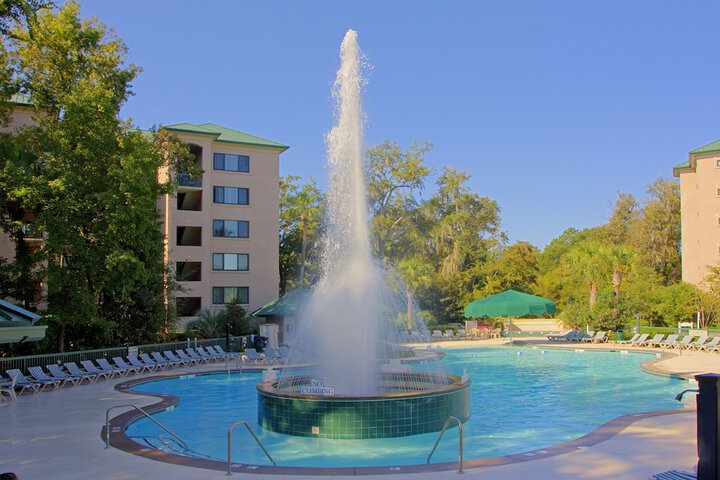 Hotel Pool