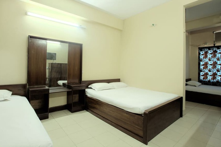 Room 13 of 29