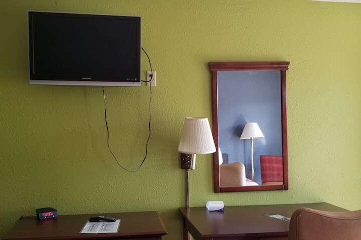 Room 5 of 20