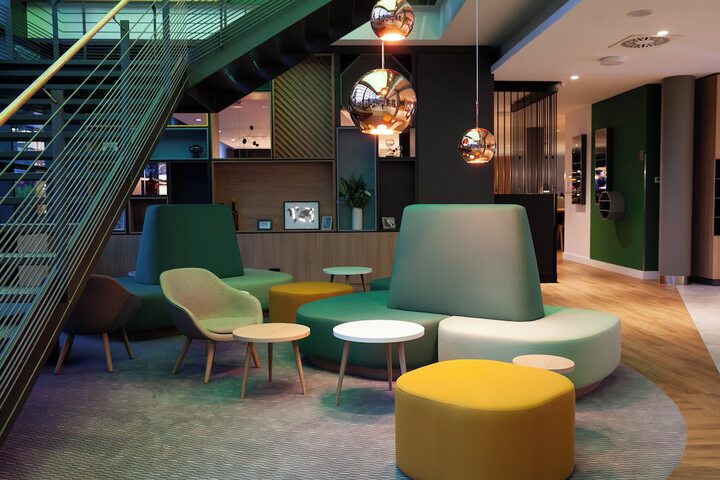 Hotel 168 of 182